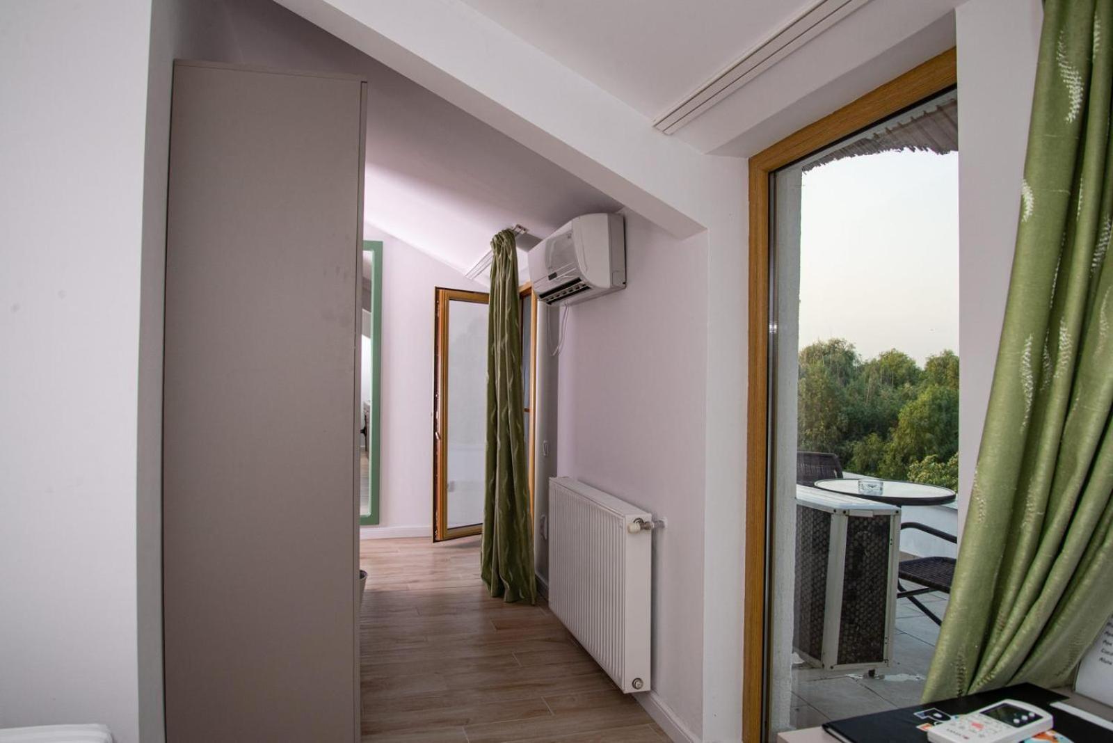 Paradis Hotel Mila Douazeci si Trei Luaran gambar